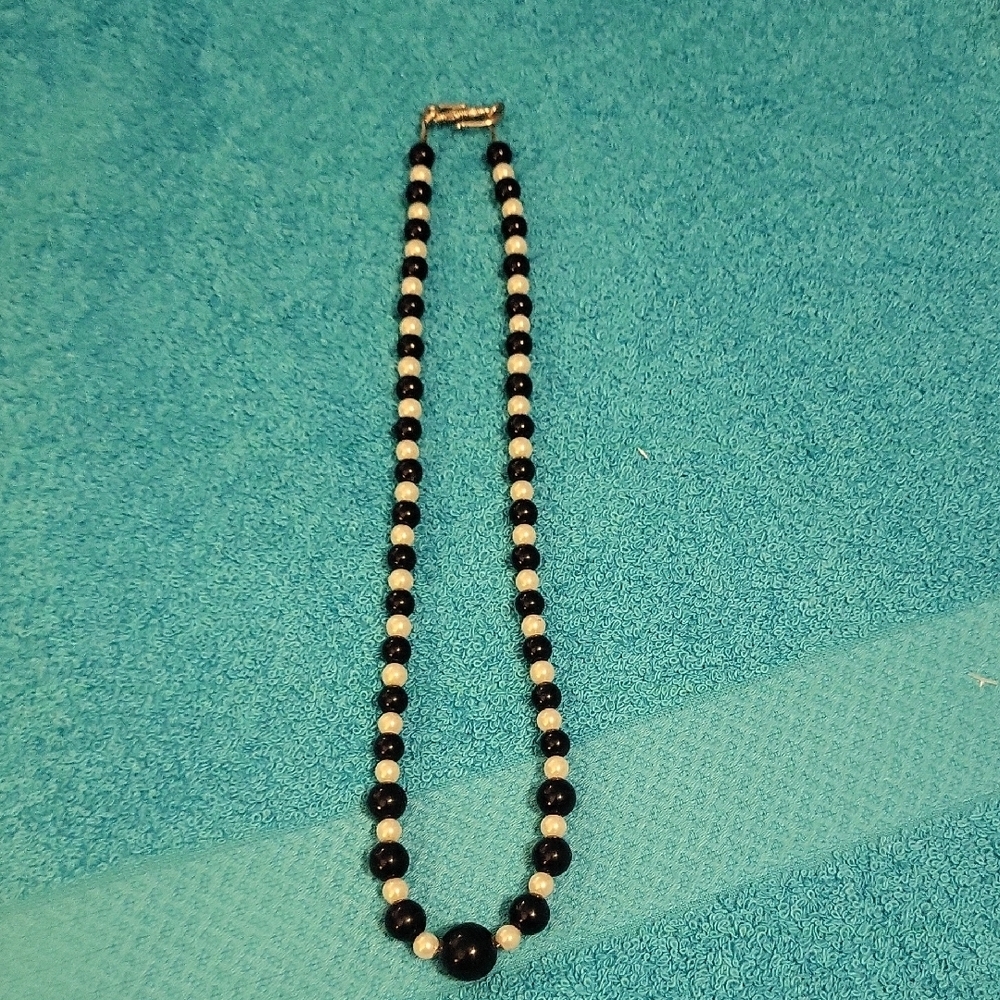 Elegant navy blue and White Beaded Necklace